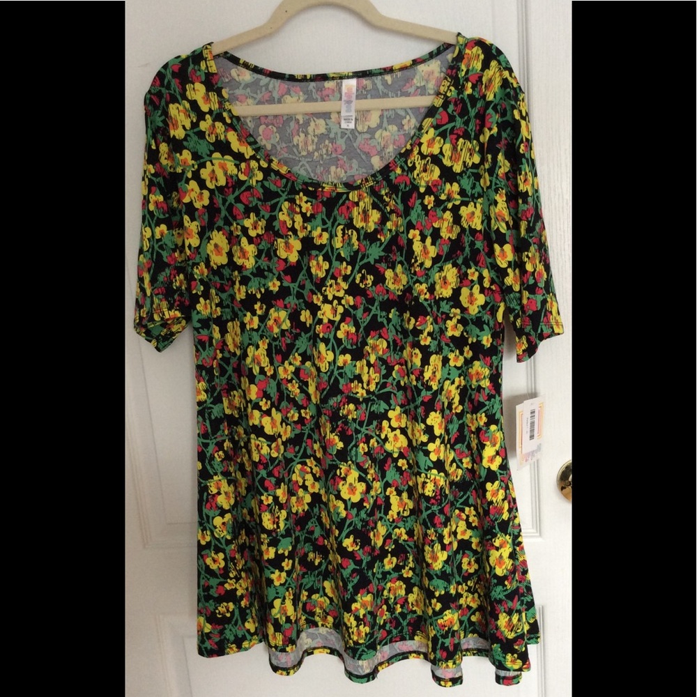 LulaRoe Classic T XL (2278) Ship In The USA Only
